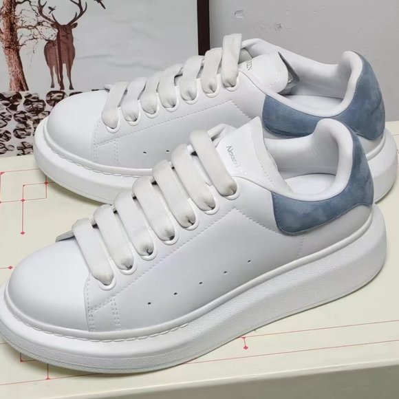 McQueen classic sports casual women's blue velvet tail small white